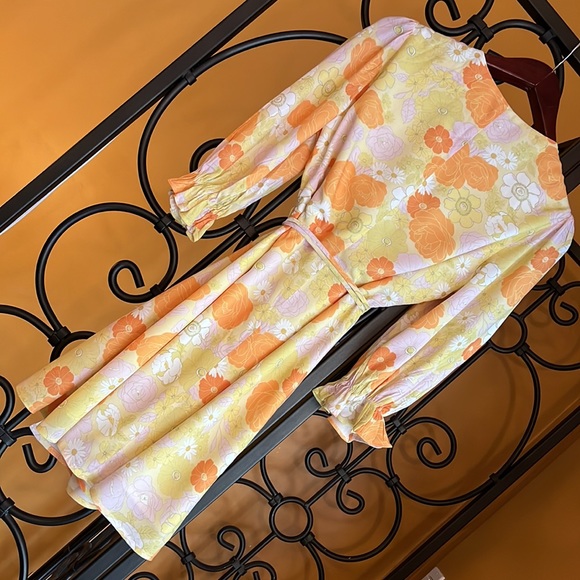CHARLIE HOLIDAY Maya Wrap Dress - Picture 3 of 10